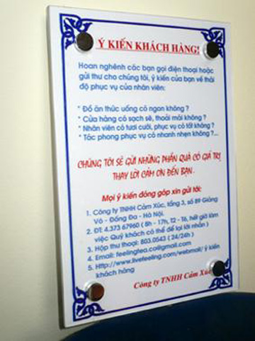 Lãng phí do việc thay mới bảng hiệu không cần thiết 1